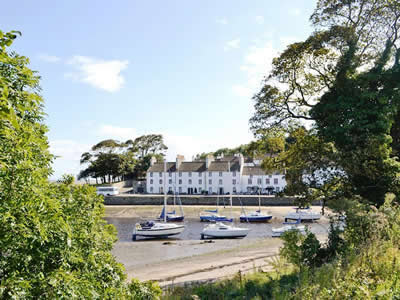 Cottages near Edinburgh